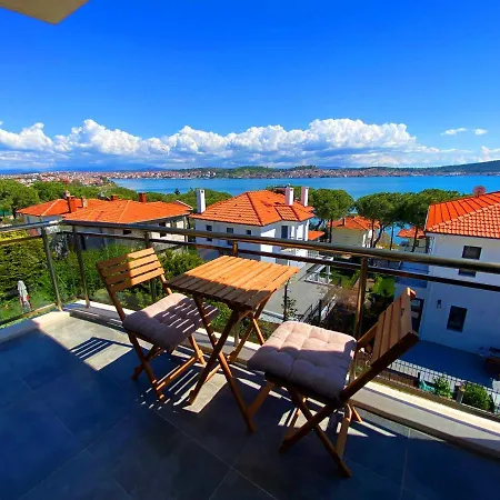 L'aura Cunda Island Ayvalı